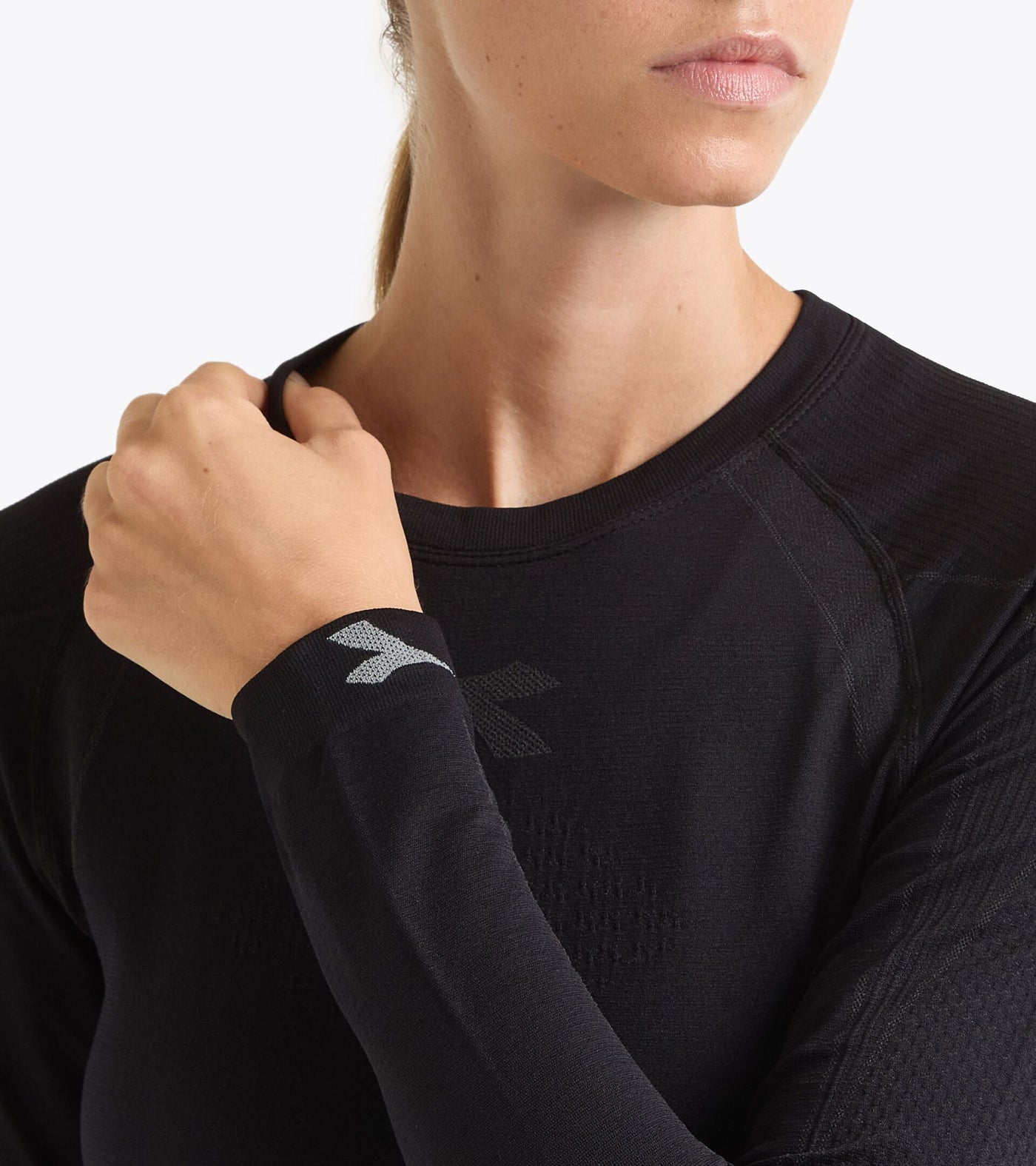 Diadora Woman's Long-Sleeve T-Shirt Stratozero