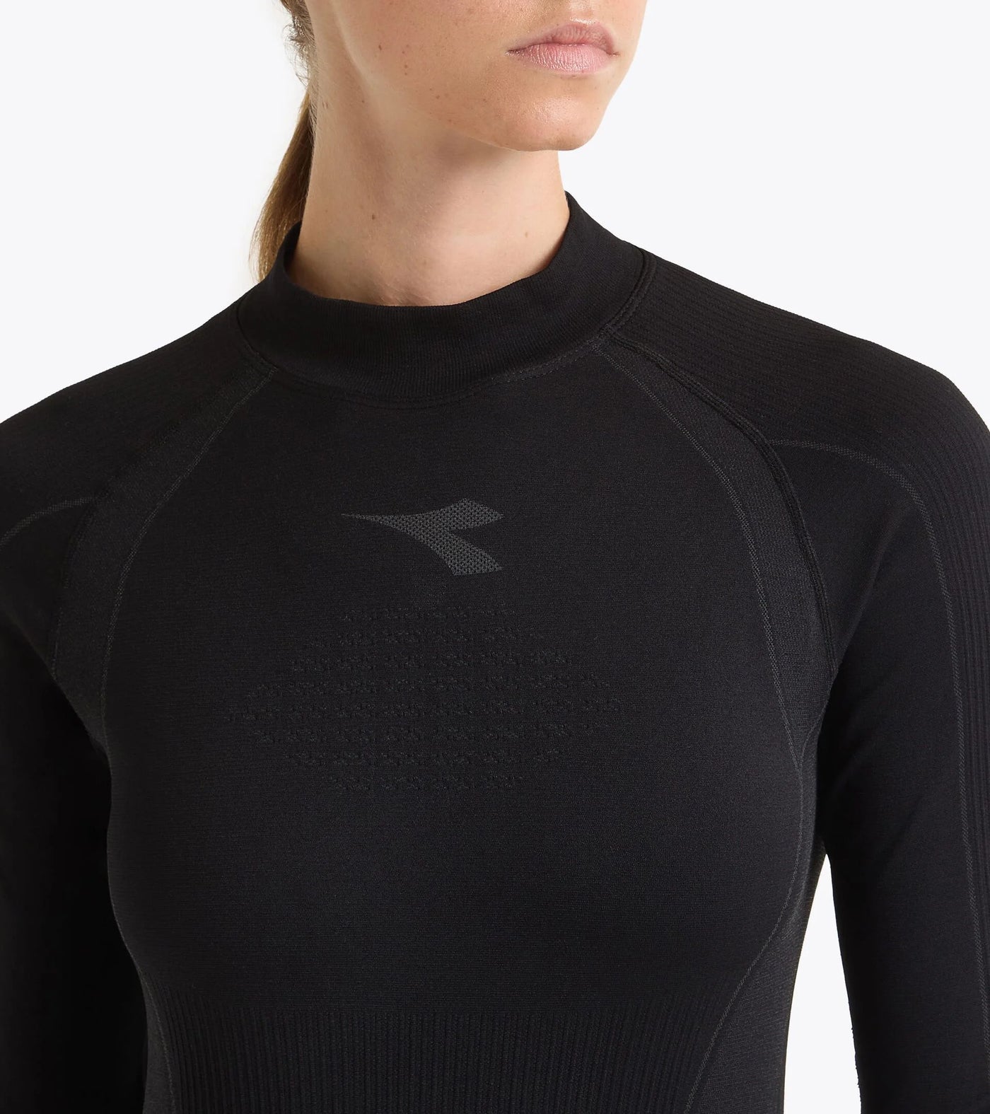 Diadora Woman's Long-Sleeve Turtle Neck Stratozero