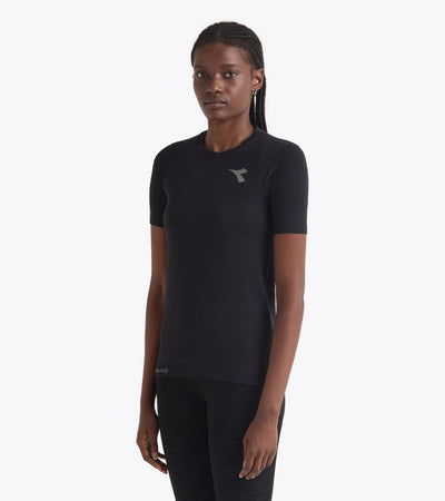Diadora Woman's Short-Sleeved Stratouno T-Shirt Black / S/M