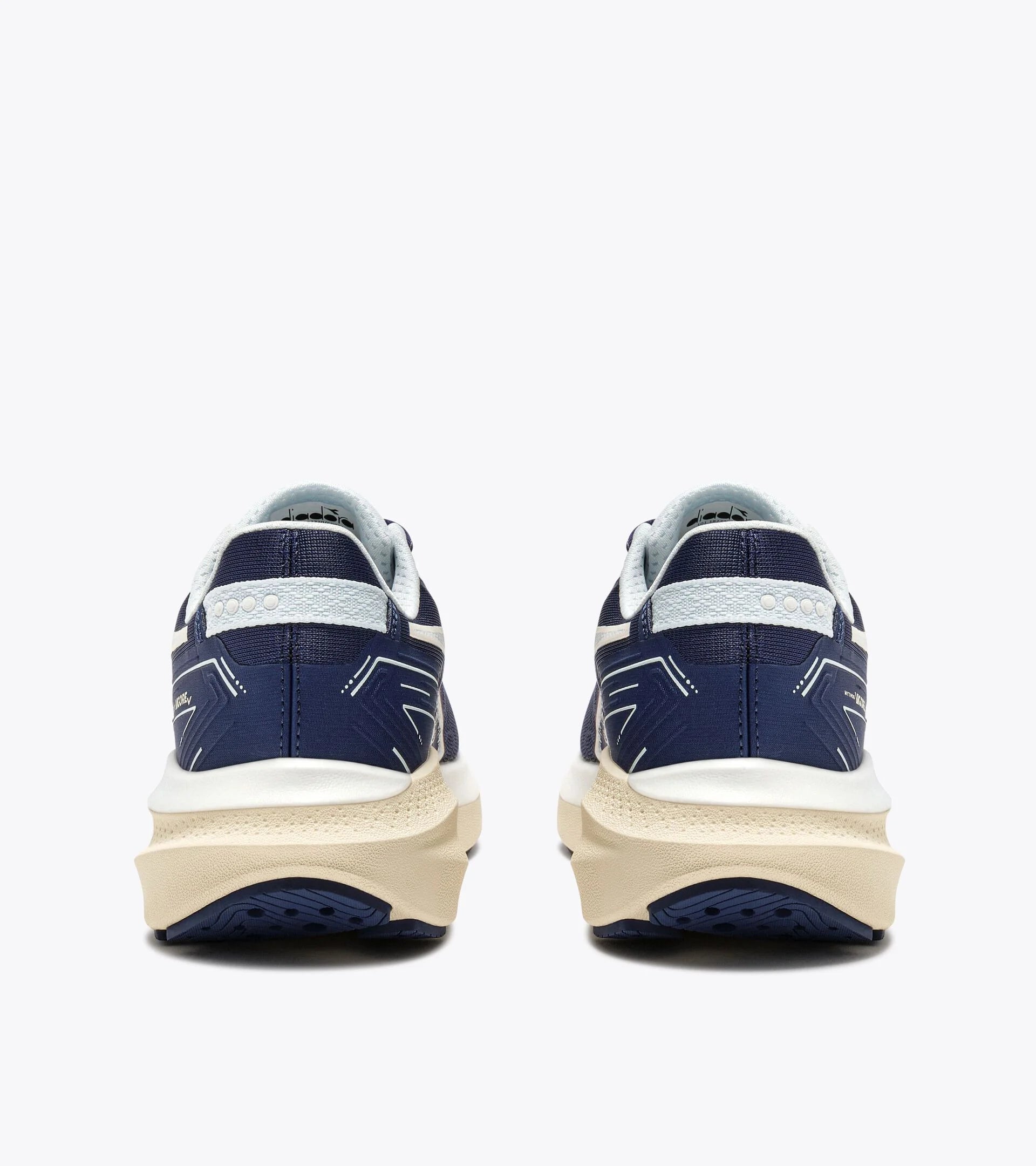 Diadora Womens Mythos Blushield Vigore V Running Shoe