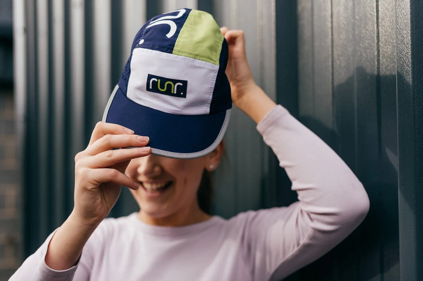 Runr London Technical Running Hat Navy/Green