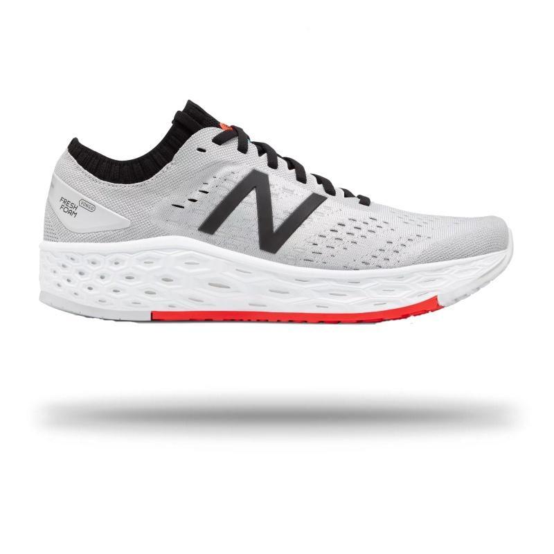 New Balance Mens Vongo V4 Running Shoe 7 / Aluminium