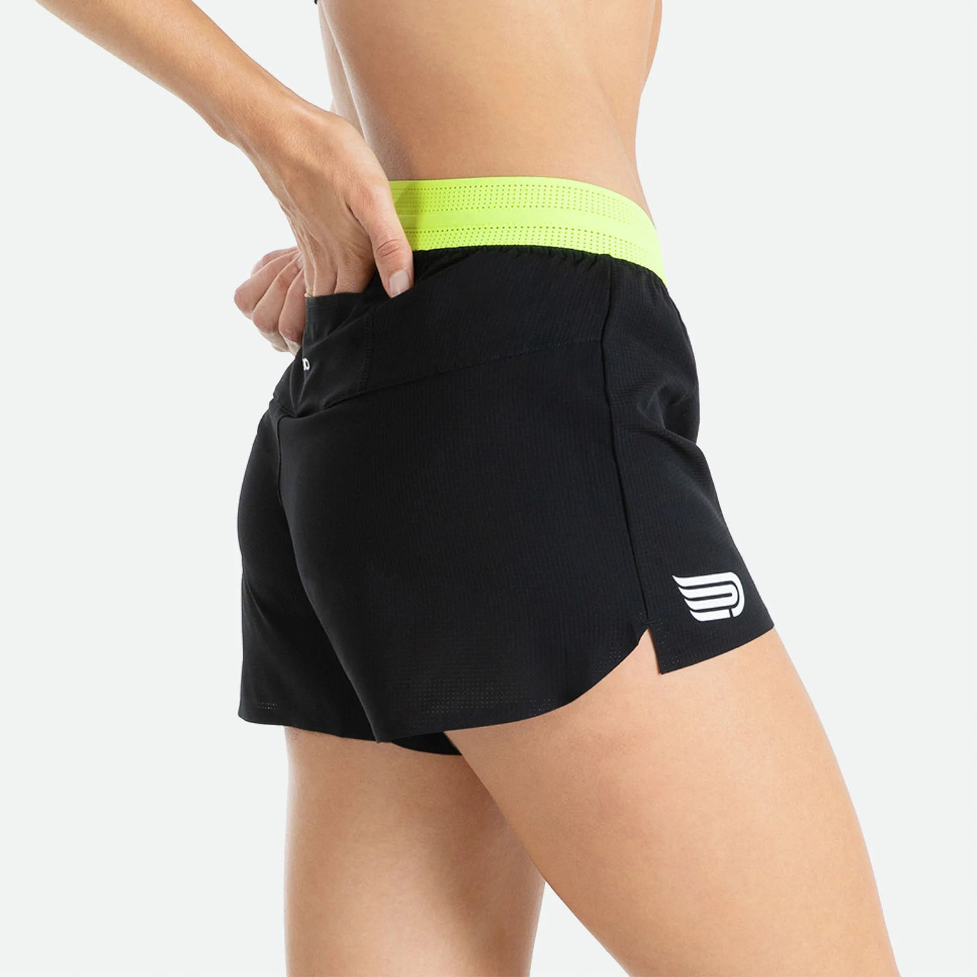 Pressio Womens Arahi 3 inch Shorts